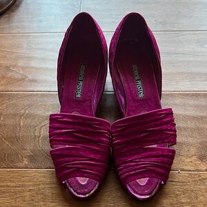 VTG Andrea Pfister Amare Fuchsia Ruched Women's Heels